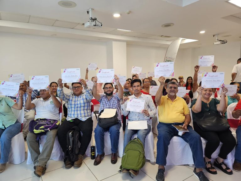 Curso Virtual sobre «Manejo, Sanidad, Nutrición y Plan de Marketing en Granjas Porcinas”