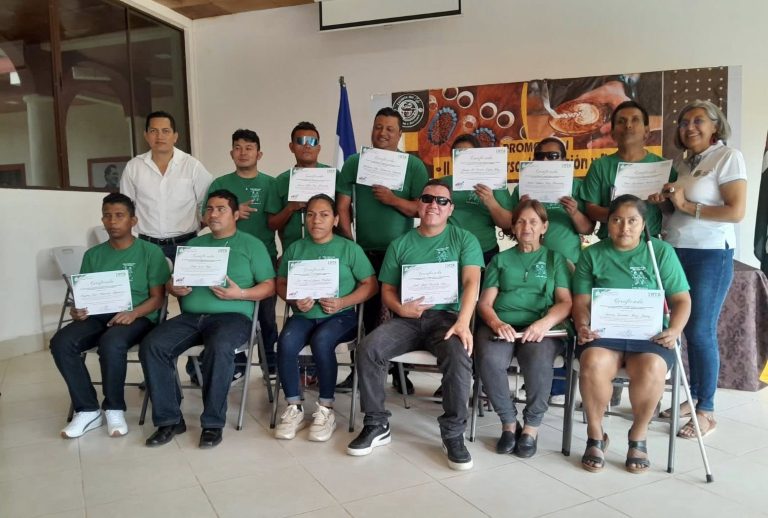 Promoción del Primer Curso Básico de Vocación para la Catación de Café