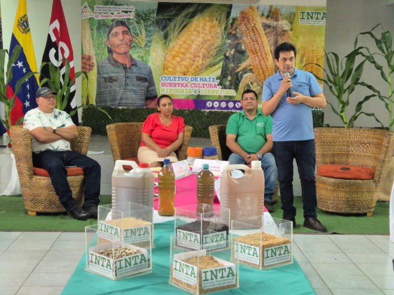 Conferencia sobre mejoramiento genético en maíz y feria de variedades e Insumos biológicos